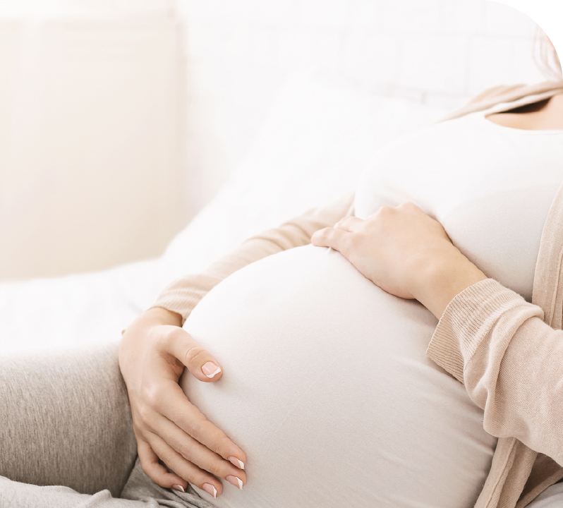 妊娠している女性